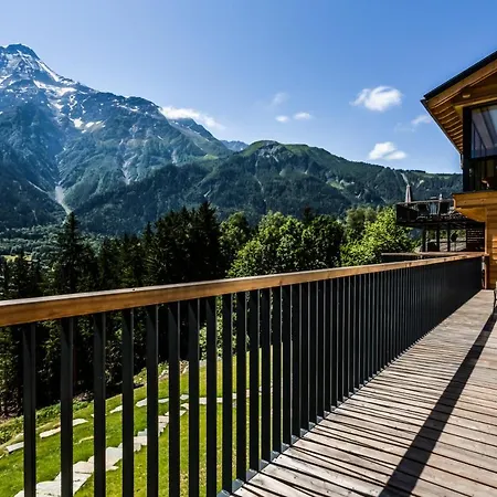 Le Mont Blanc Bed and breakfast 4*