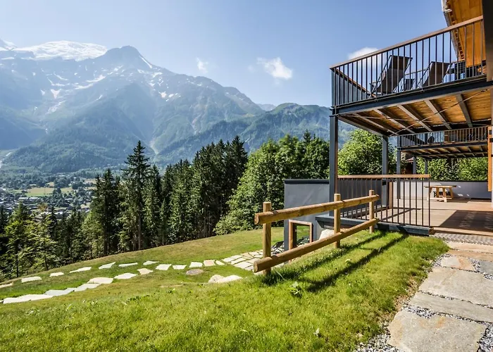 Le Mont Blanc Bed & Breakfast 4*