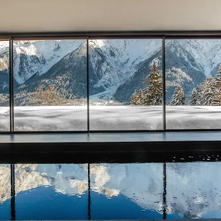 Le Mont Blanc Les Houches